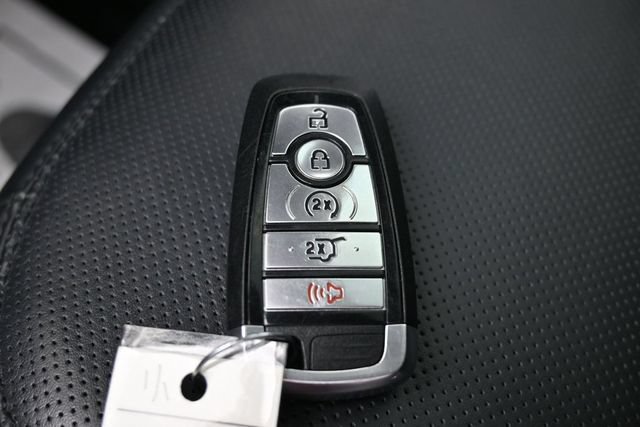 Certified 2025 Ford Expedition Platinum AWD/4WD image 25