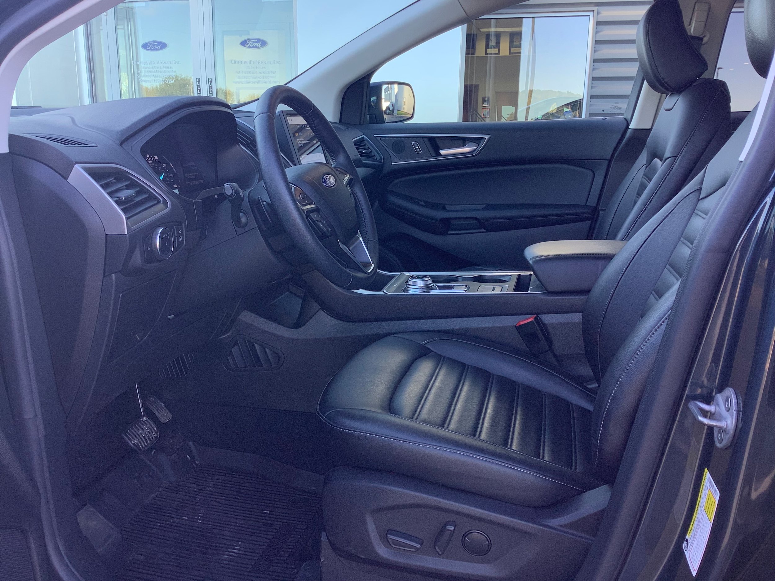 Certified 2023 Ford Edge SEL w/ Convenience Package AWD/4WD image 7