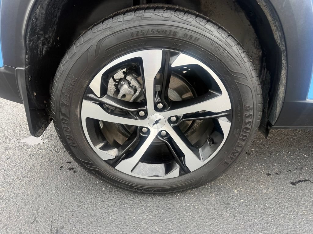 Used 2024 Chevrolet Trax RS FWD image 44