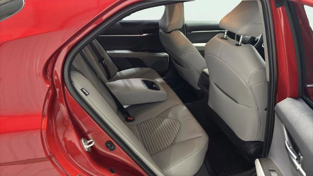 Used 2024 Toyota Camry SE image 17