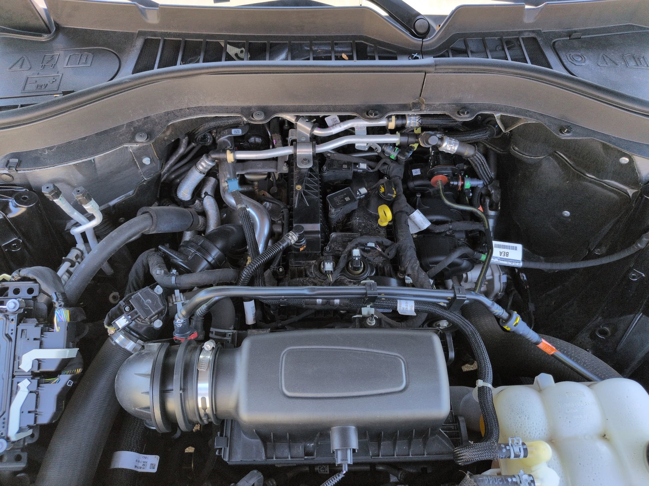 Certified 2021 Ford Explorer XLT w/ Equipment Group 202A RWD image 38