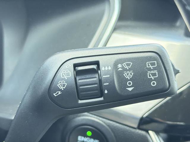 Certified 2022 Ford Escape Titanium FWD image 25