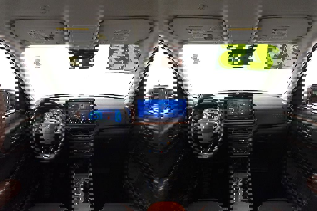 Certified 2025 Ford Bronco Sport Outer Banks w/ Outer Banks Tech Package+ image 7