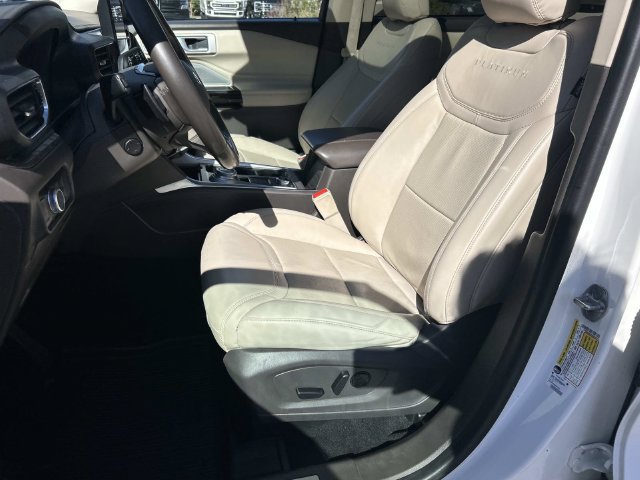 Certified 2021 Ford Explorer Platinum w/ Equipment Group 601A AWD/4WD image 36