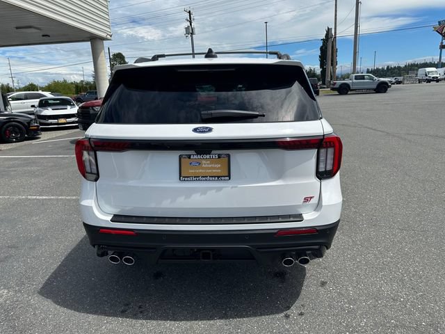 Certified 2025 Ford Explorer ST AWD/4WD image 3