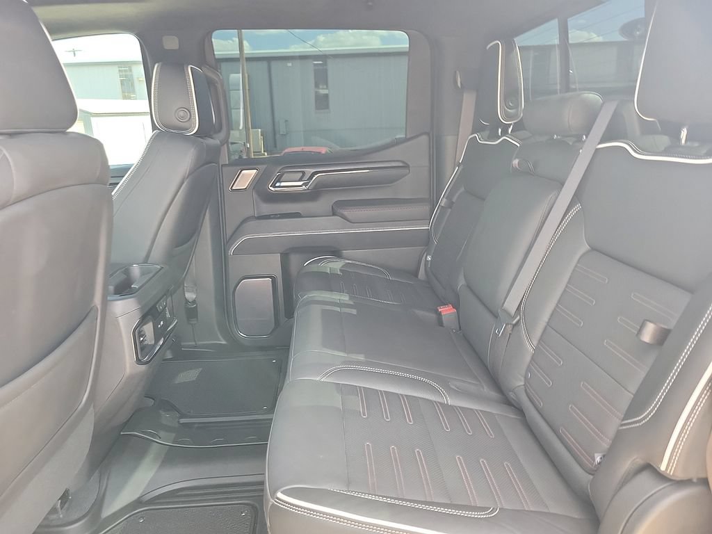 Used 2023 GMC Sierra 1500 AT4X AWD/4WD image 17