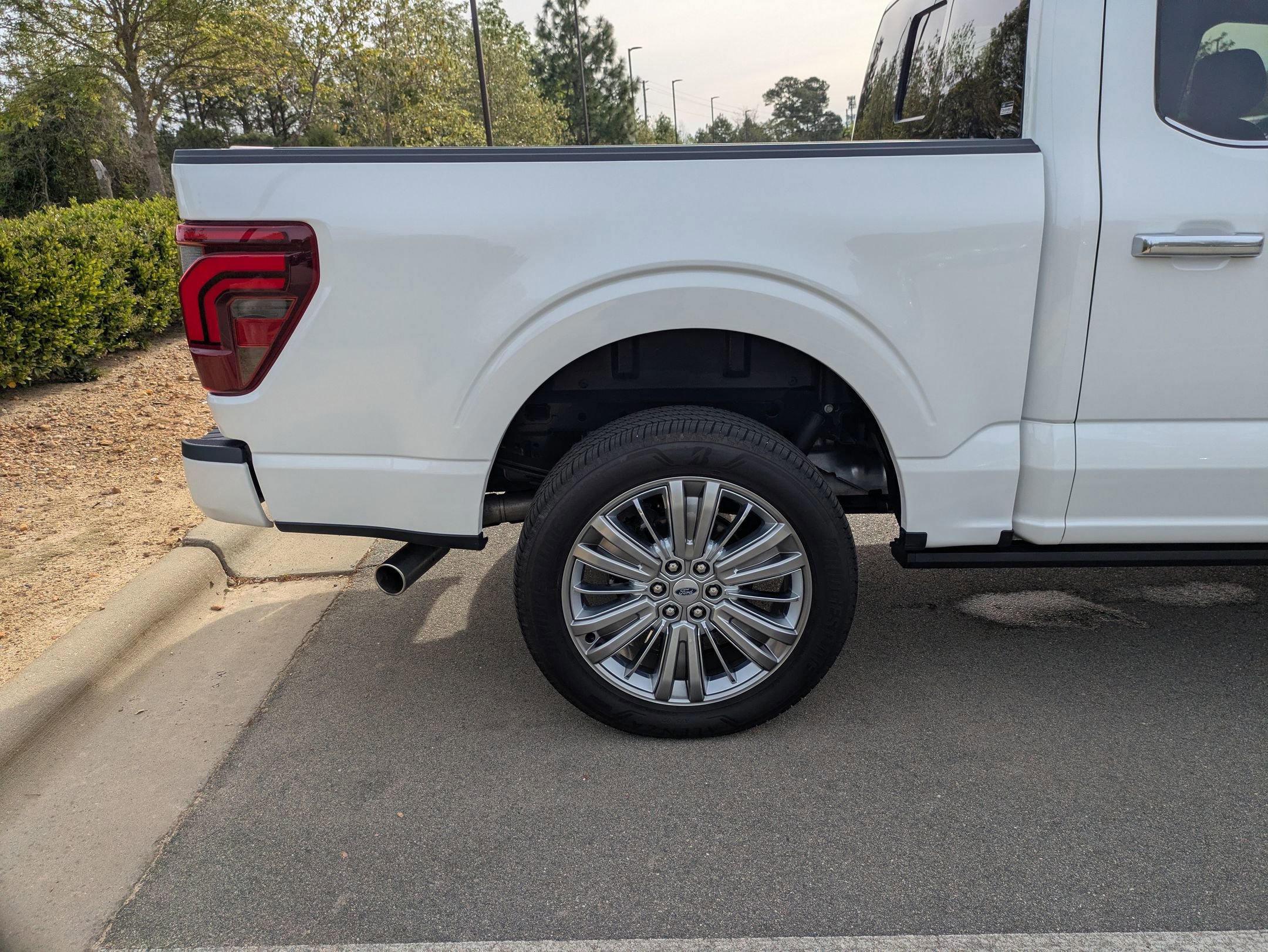 Certified 2025 Ford F150 Platinum w/ Equipment Group 703A Plus image 9