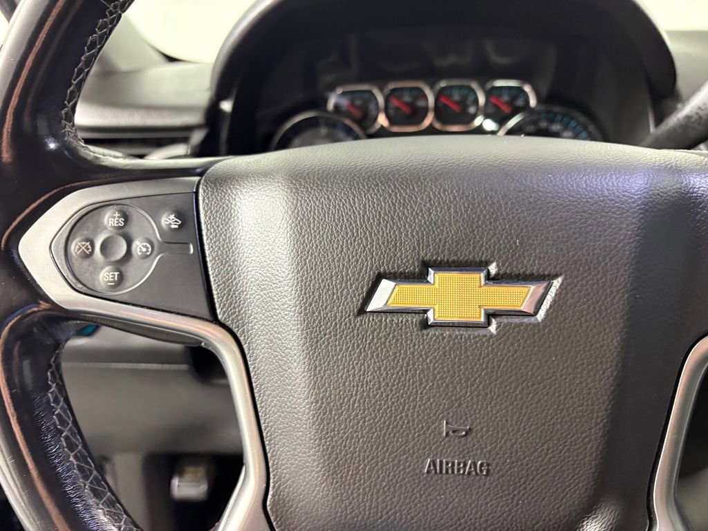 Used 2018 Chevrolet Suburban LT image 22