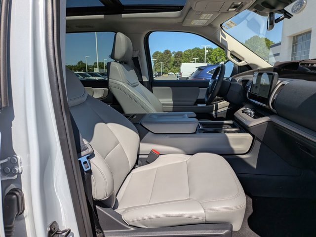 Certified 2025 Ford Expedition Max Active AWD/4WD image 36