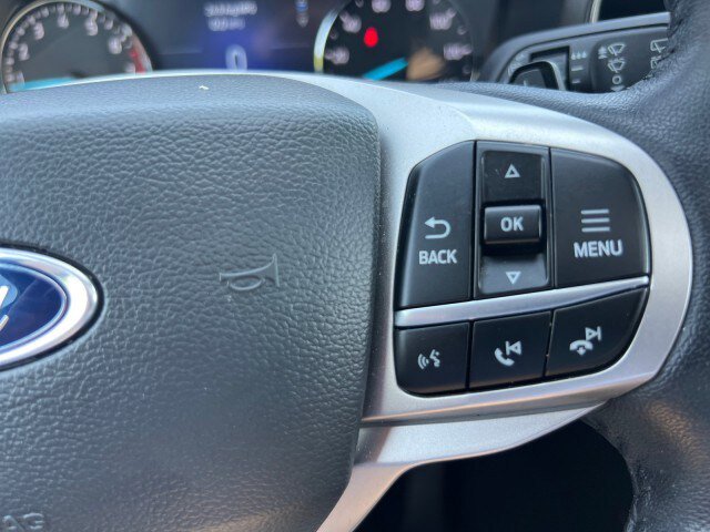 Certified 2021 Ford Explorer XLT w/ Equipment Group 202A AWD/4WD image 17