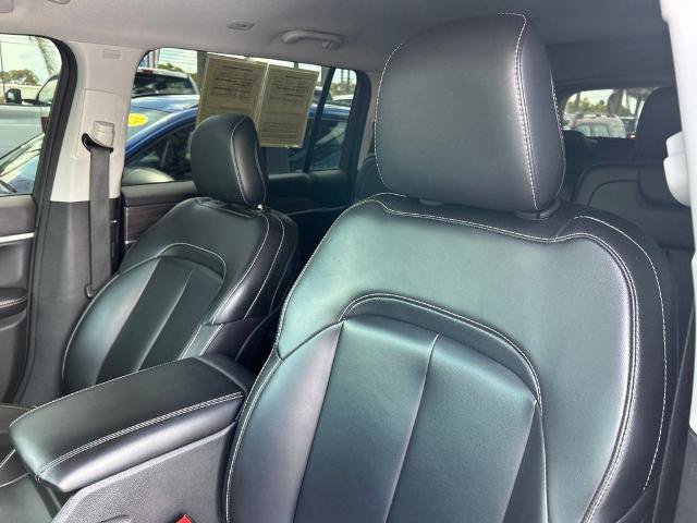 Used 2024 Jeep Grand Cherokee L Limited w/ Black Appearance Package RWD image 21