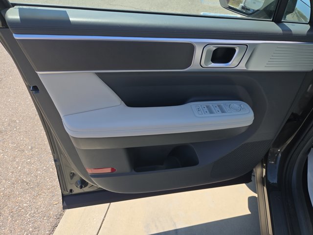 Used 2025 Hyundai Santa Fe SEL AWD/4WD image 11