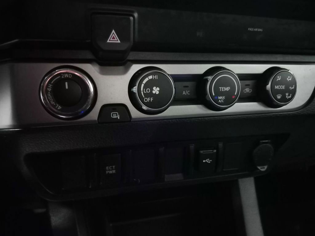 Used 2020 Toyota Tacoma SR image 20