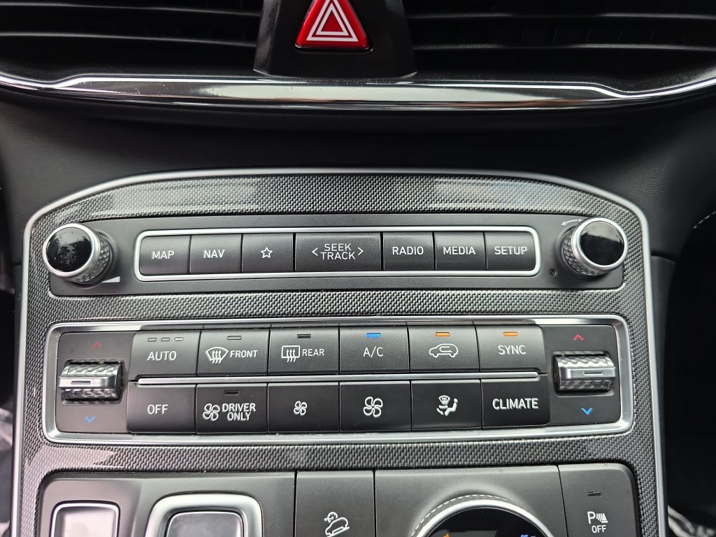 Used 2021 Hyundai Santa Fe SEL Premium AWD/4WD image 22