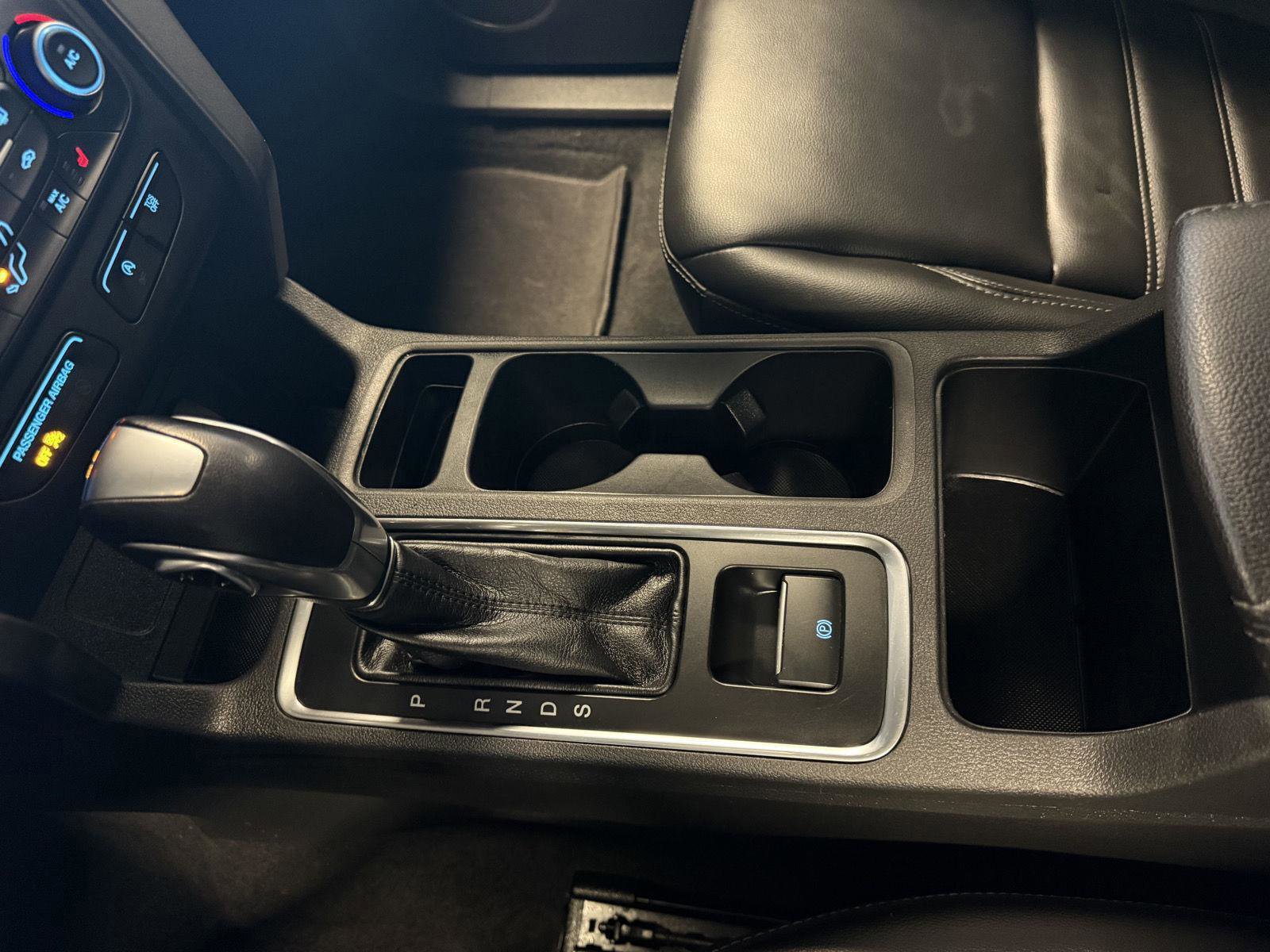 Certified 2019 Ford Escape SEL image 27