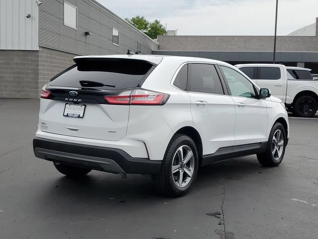 Certified 2024 Ford Edge SEL w/ Convenience Package AWD/4WD image 3