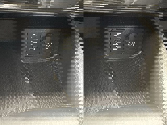 Certified 2024 Ford Escape Platinum image 31