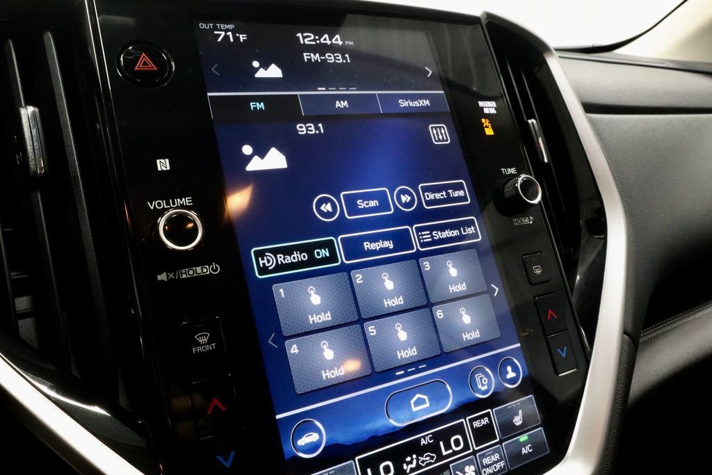 Used 2023 Subaru Ascent Limited AWD/4WD image 3
