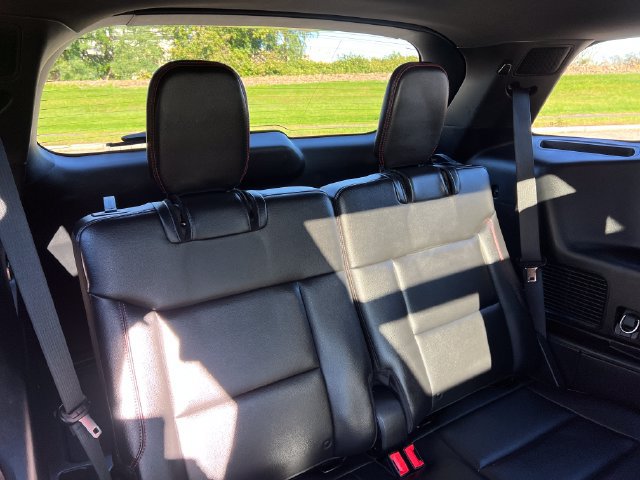 Certified 2023 Ford Explorer ST-Line w/ Class IV Trailer Tow Package AWD/4WD image 32