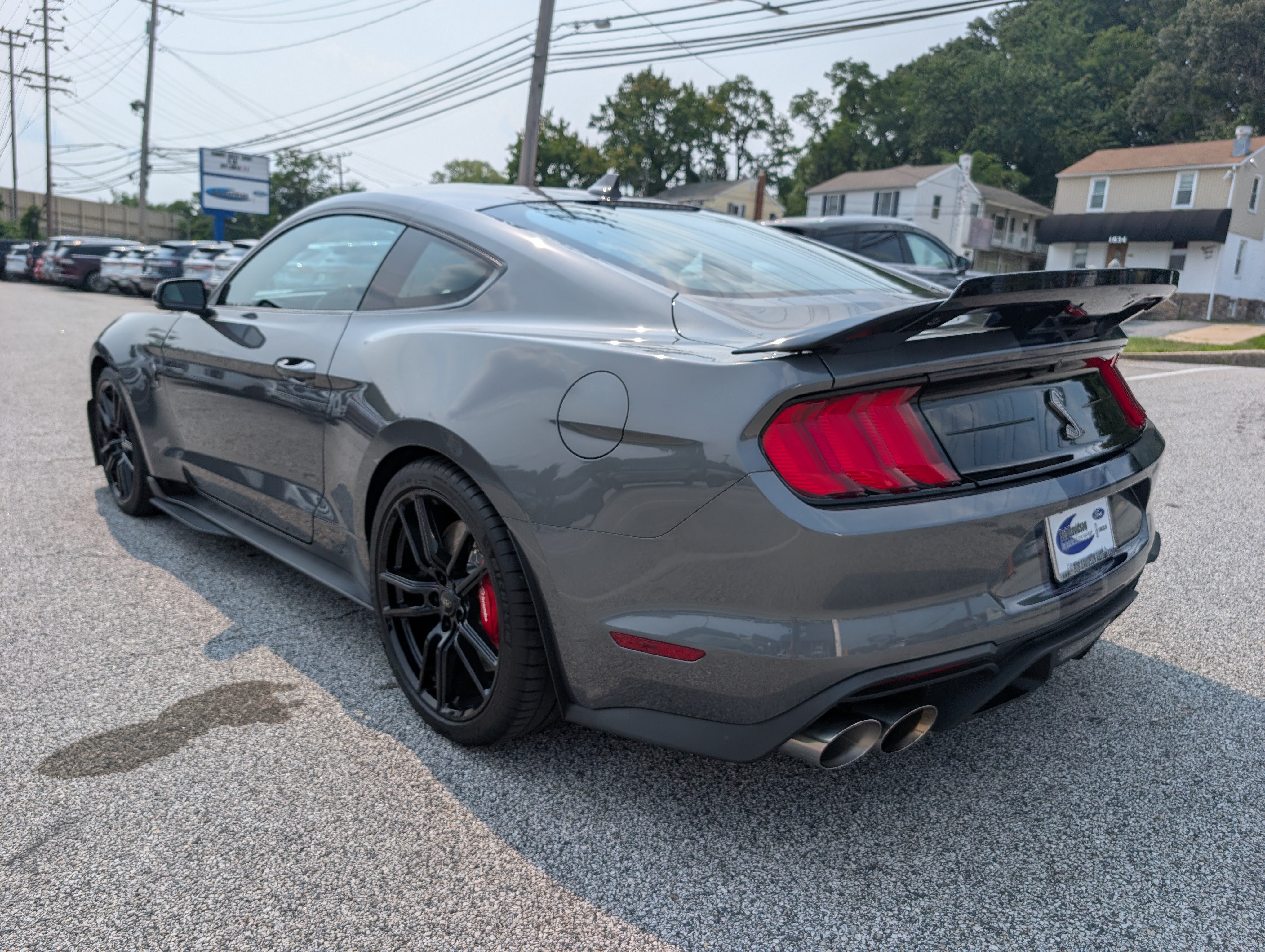 Certified 2022 Ford Mustang Shelby GT500 w/ Technology Package RWD image 5