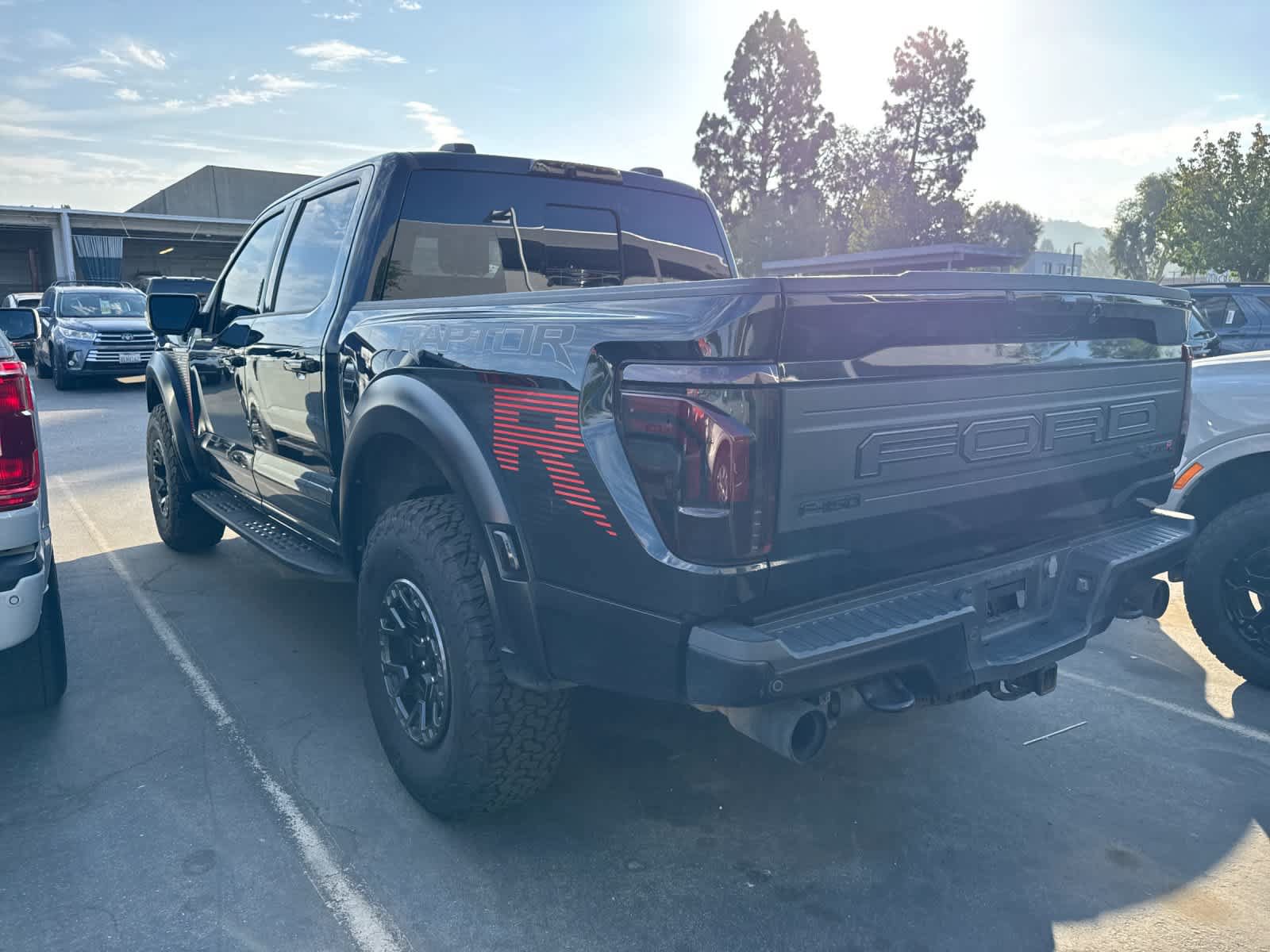 Certified 2024 Ford F150 Raptor w/ Equipment Group 803A Raptor R AWD/4WD image 6