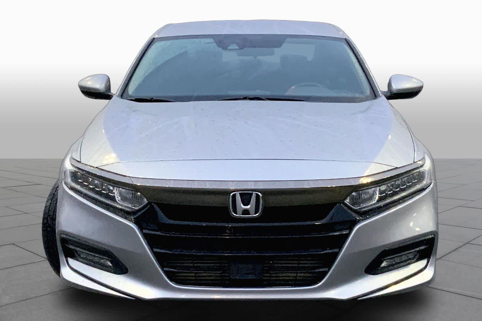 Used 2018 Honda Accord Sport image 4