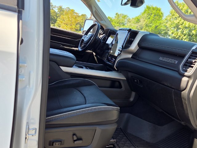 Used 2024 RAM 3500 Laramie AWD/4WD image 11