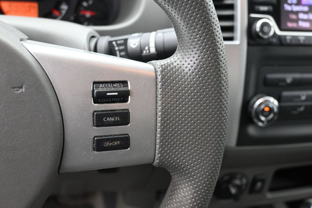 Used 2018 Nissan Frontier SV AWD/4WD image 23