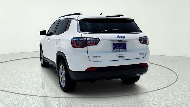 Used 2024 Jeep Compass Latitude AWD/4WD image 6