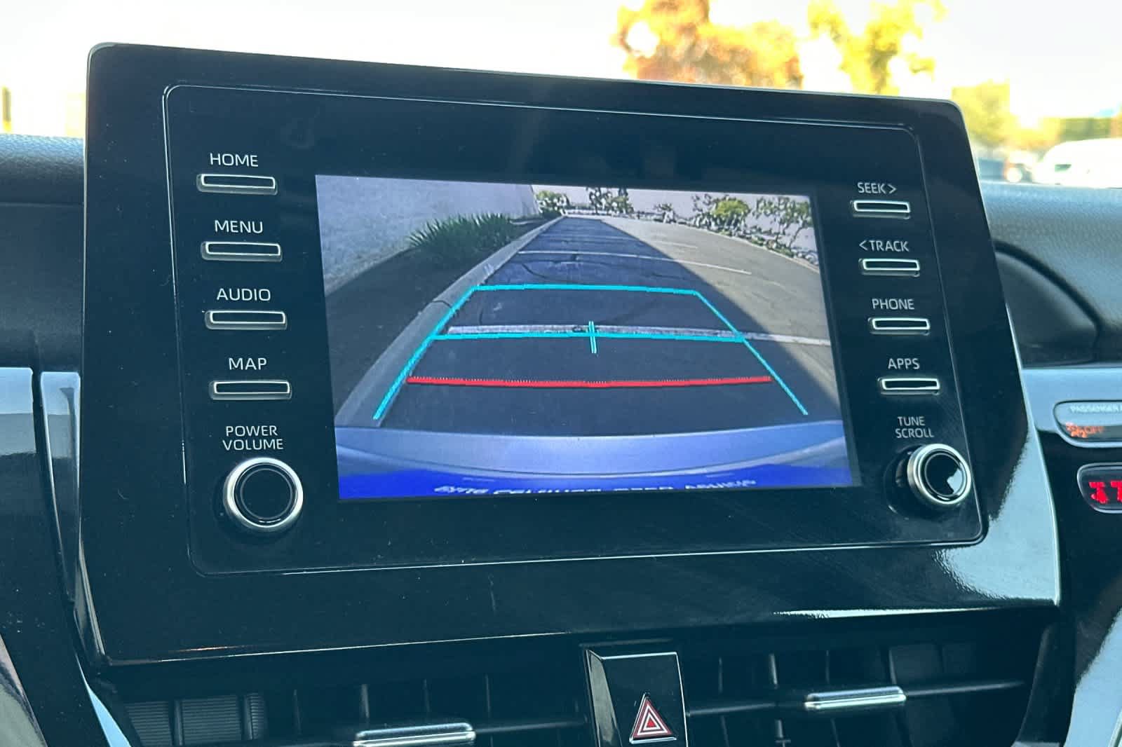 Used 2024 Toyota Camry LE FWD image 19