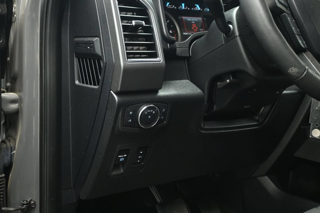 Certified 2020 Ford F150 XLT AWD/4WD image 10