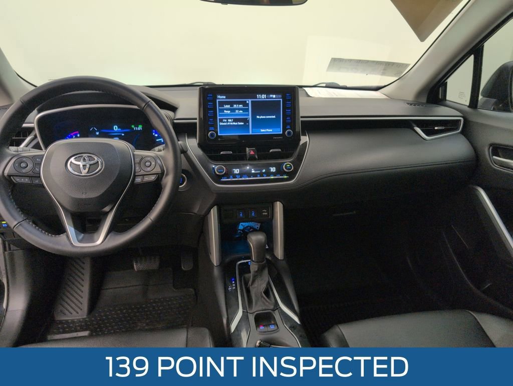 Used 2022 Toyota Corolla Cross XLE image 11