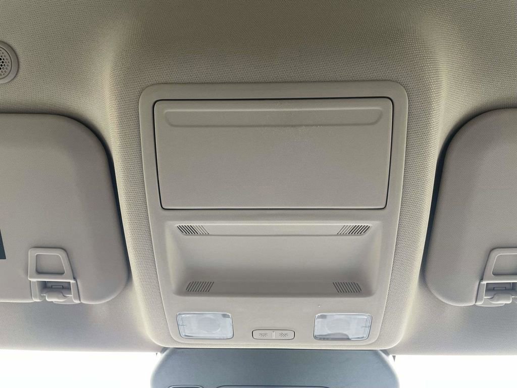 Certified 2020 Ford Escape SE image 29