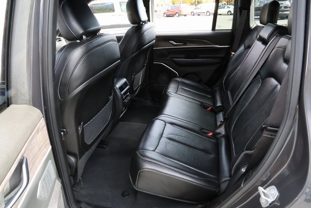 Used 2024 Jeep Grand Cherokee Limited 4xe image 19