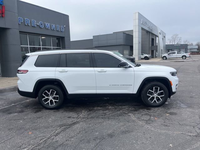 Used 2024 Jeep Grand Cherokee L Limited image 3