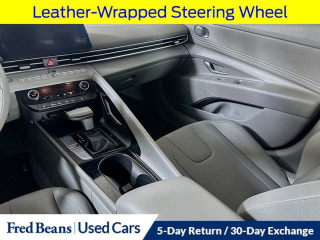 Used 2023 Hyundai Elantra SEL w/ Convenience Package image 28