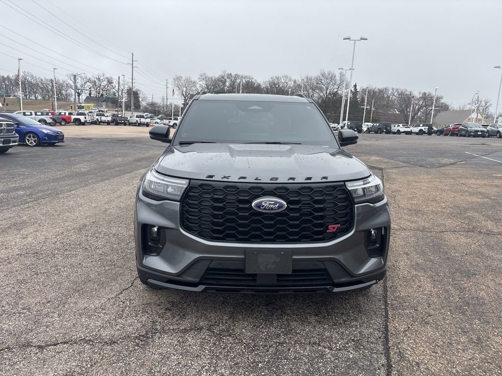 Certified 2025 Ford Explorer ST w/ Sun And Sound Package image 6