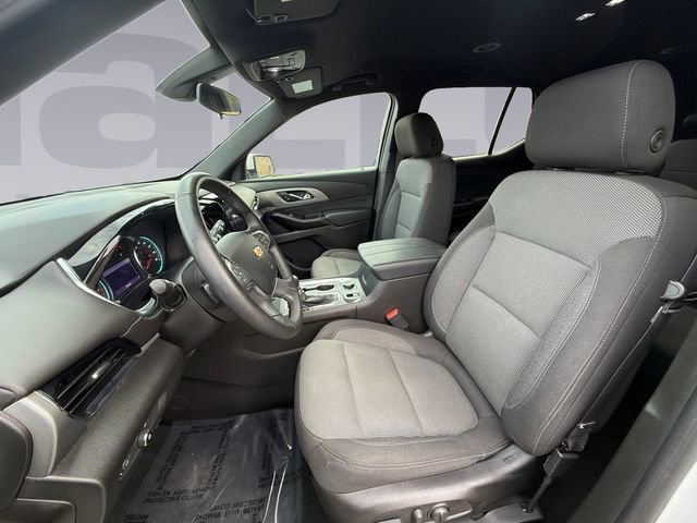 Used 2023 Chevrolet Traverse LT image 10