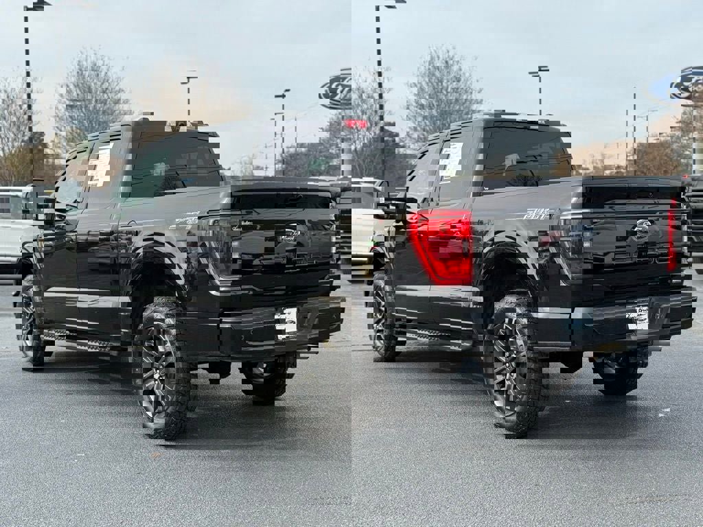 Certified 2022 Ford F150 XLT w/ Equipment Group 302A High image 6