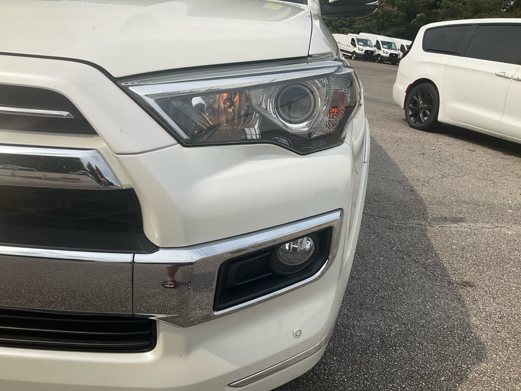 Used 2020 Toyota 4Runner Limited RWD image 9