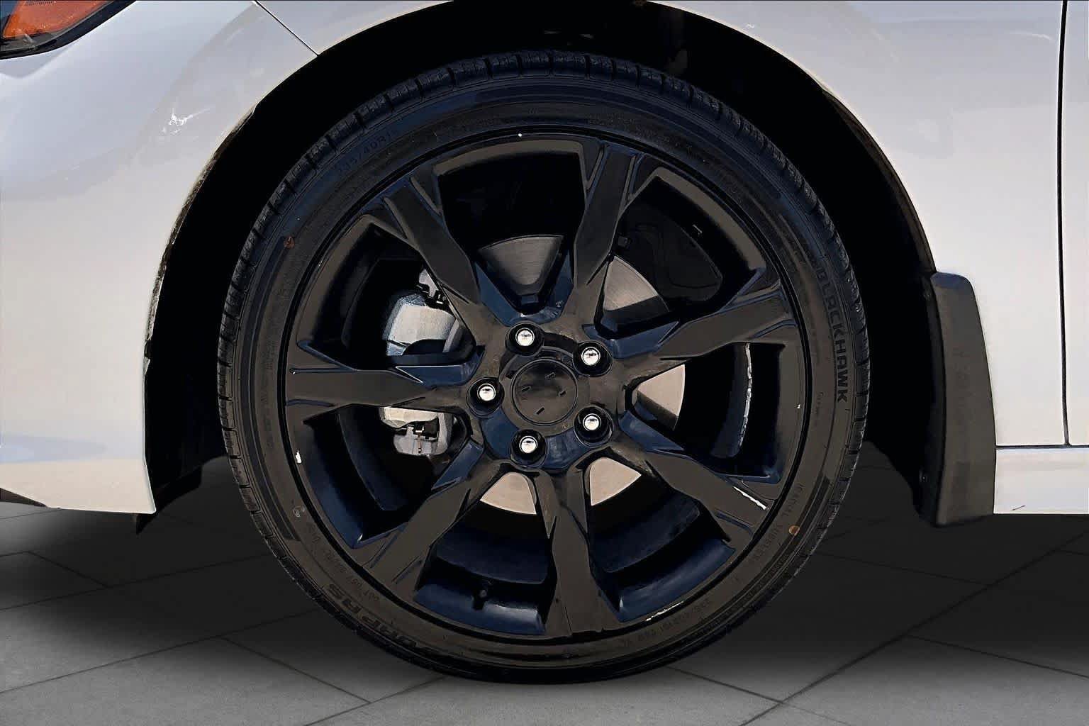 Used 2026 Honda Civic Sport Touring image 11