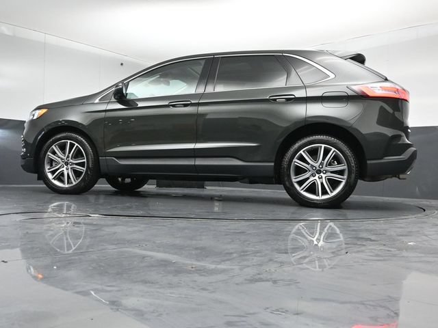 Certified 2024 Ford Edge Titanium AWD/4WD image 39