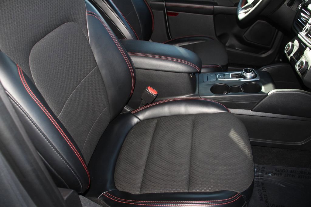 Certified 2023 Ford Escape ST-Line image 27