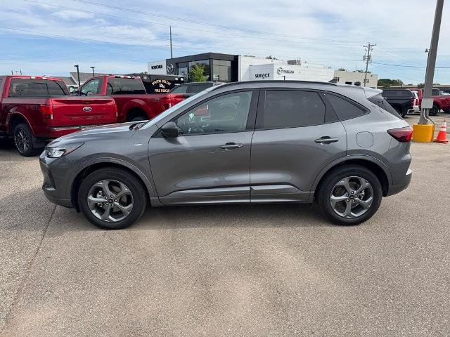 Certified 2024 Ford Escape ST-Line w/ Tech Pack #1 AWD/4WD image 3