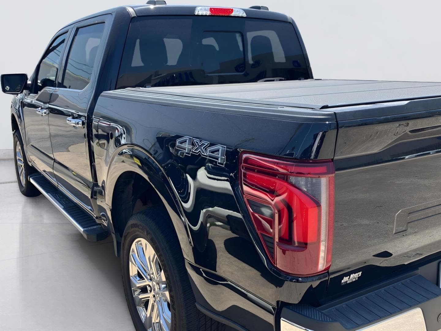 Certified 2024 Ford F150 Lariat AWD/4WD image 13