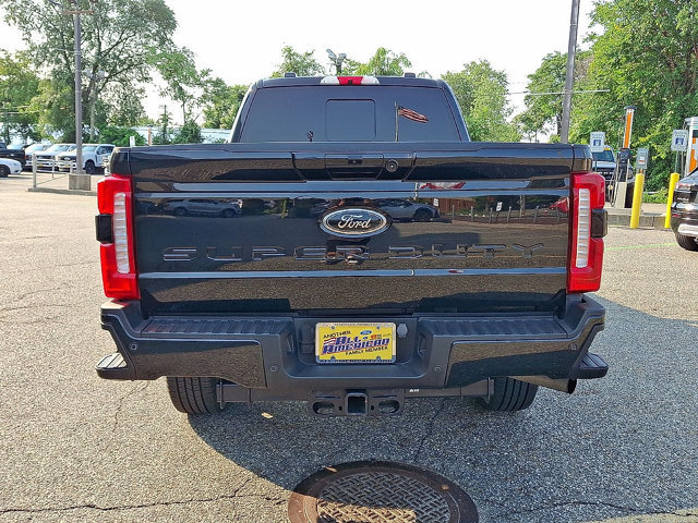 Certified 2024 Ford F250 Lariat w/ Lariat Ultimate Package AWD/4WD image 7