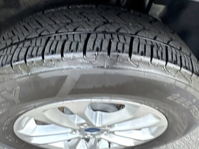 Certified 2022 Ford Escape SE w/ Cold Weather Package AWD/4WD image 14