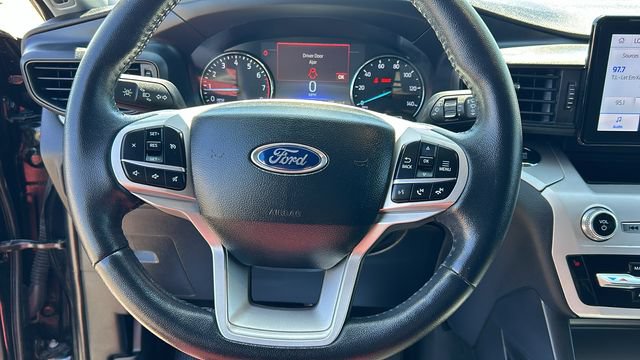 Certified 2023 Ford Explorer XLT RWD image 21