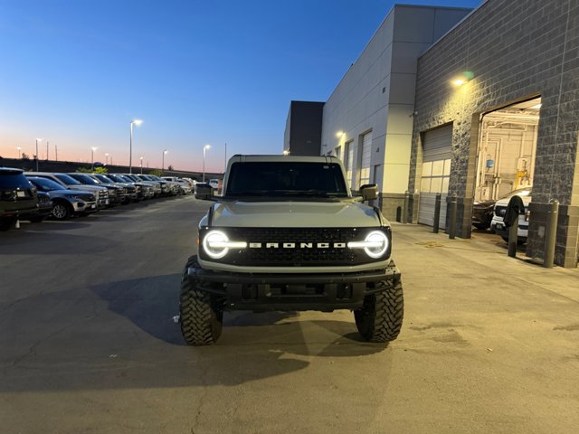 Certified 2024 Ford Bronco Wildtrak AWD/4WD image 8
