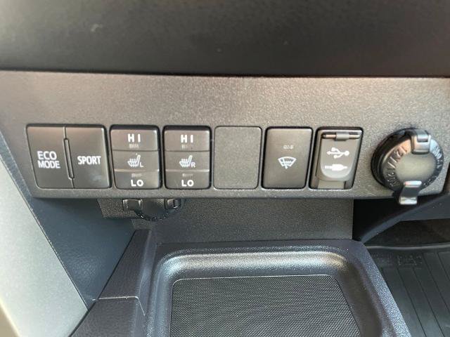 Used 2018 Toyota RAV4 Adventure w/ Cold Weather Package AWD/4WD image 25